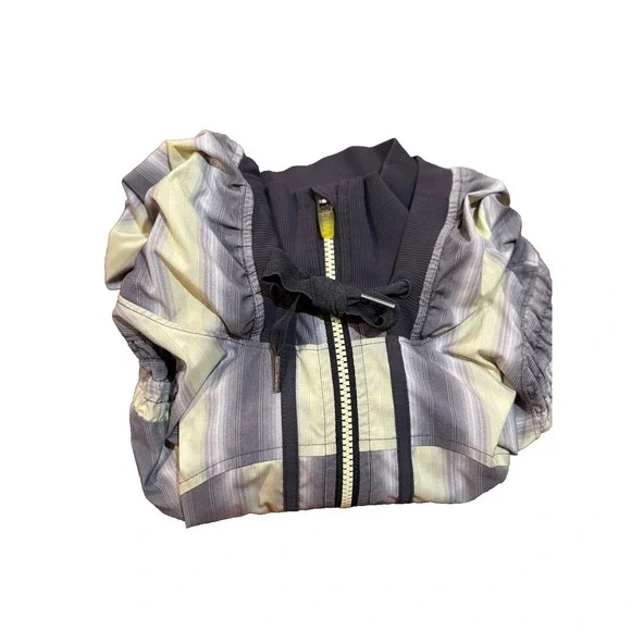 rare Lululemon Track and Field Jacket Sz 8 Gray yellow hood reflective raincoat - Picture 7 of 13
